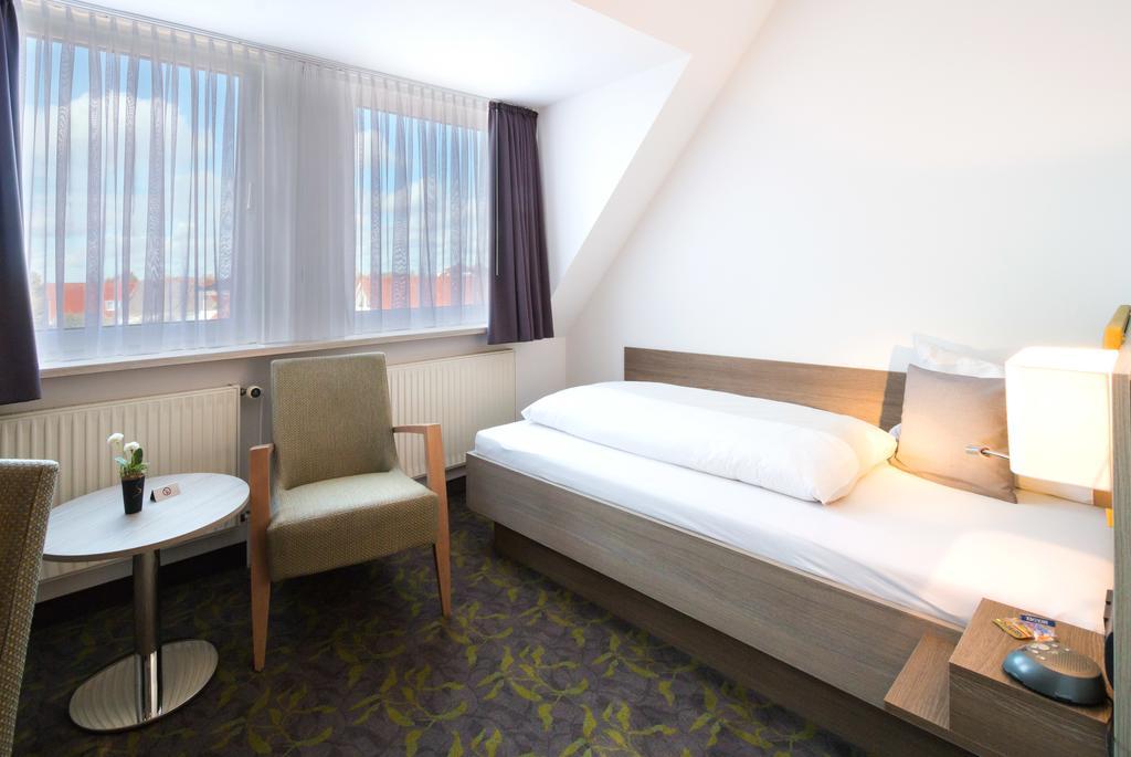 באד צווישנהם Hotel מראה חיצוני תמונה